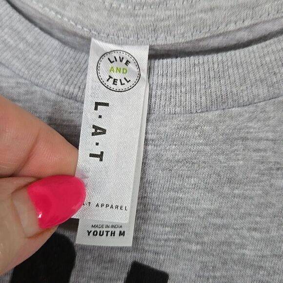 Hippity Hip Hop Bunny Graphic Tee Cute Youth Rabbit Boombox Gray Shirt Youth M - Picture 4 of 6